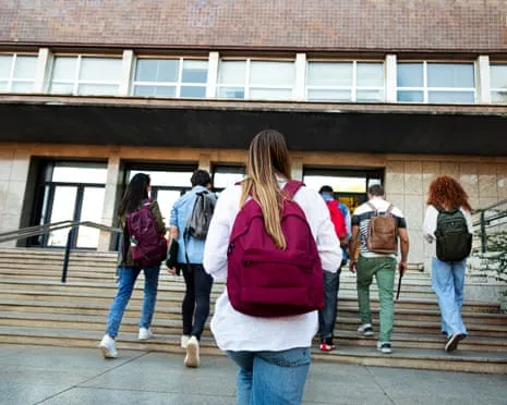 While Teen Boys Move Right, the Rise of the 'New Chill Girl' Phenomenon Grows Apparent